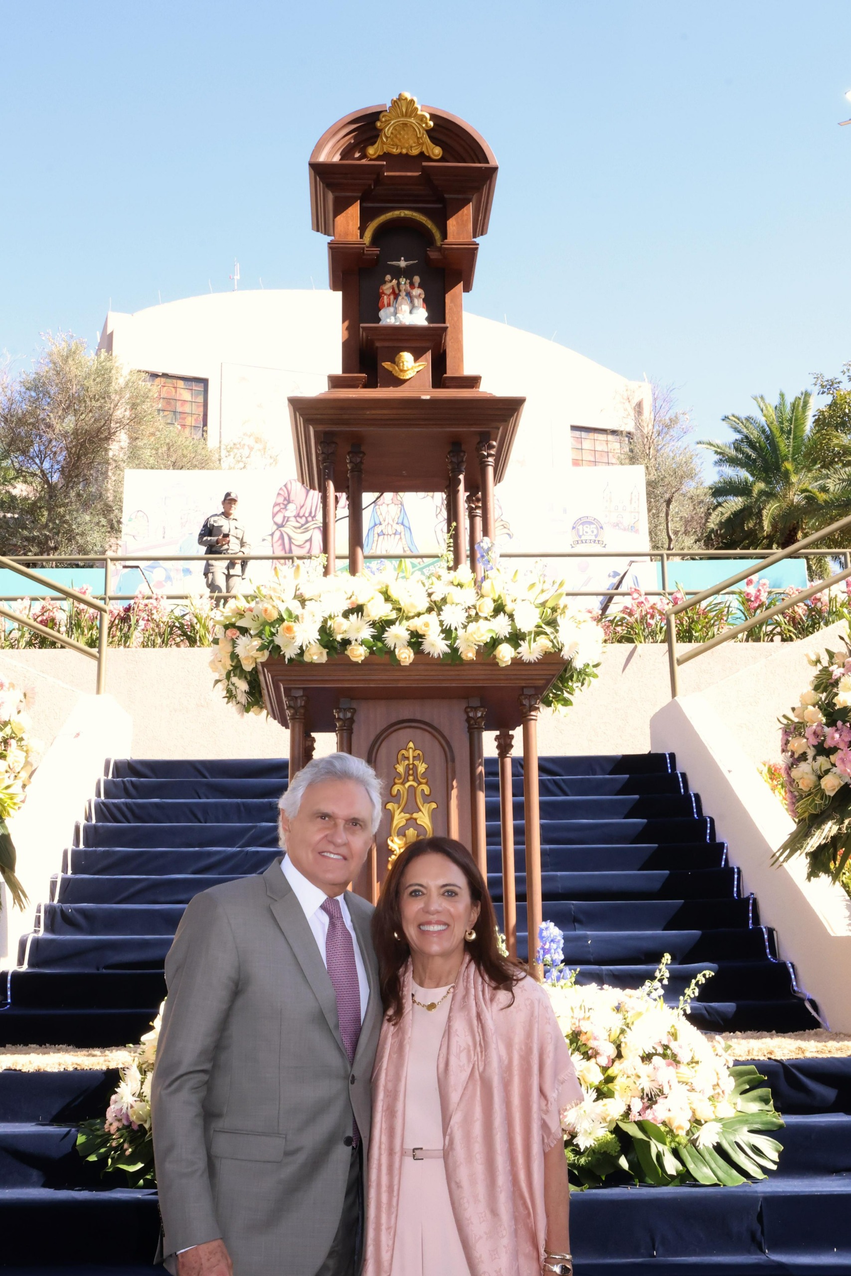 Ronaldo e Gracinha Caiado celebram grandiosidade da Romaria de Trindade