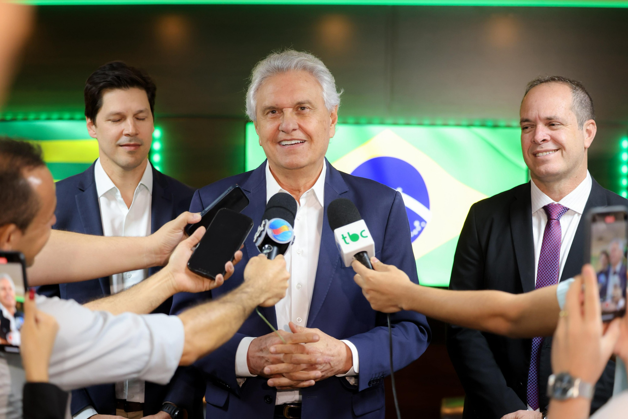 Caiado assina renovação de patrocínio de R$ 1,9 milhão ao Goiás Vôlei