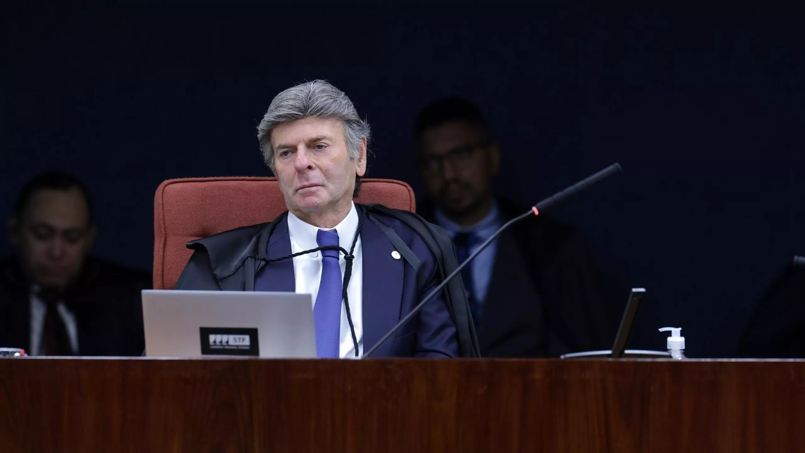 Ministros do STF preveem voto de Fux por absolvição de todos os réus do núcleo da trama golpista
