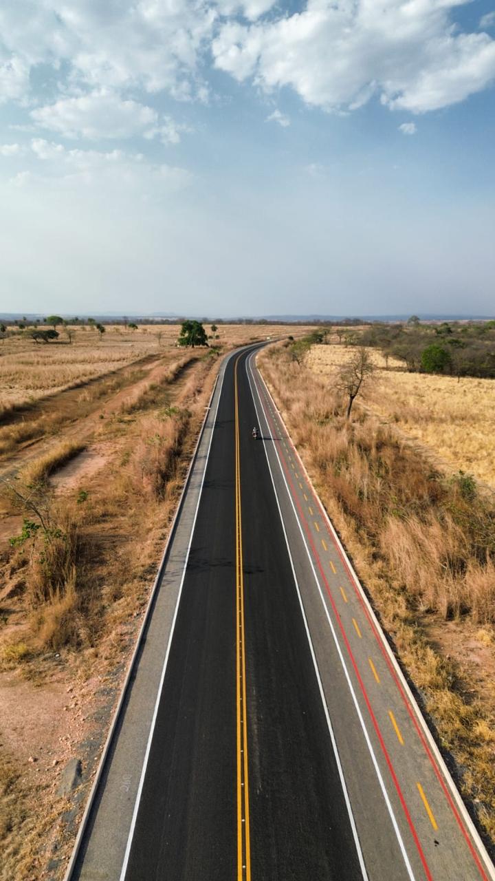 Governo de Goiás conclui pavimentação da GO-108 com ciclovia que leva ao Parque Estadual de Terra Ronca 