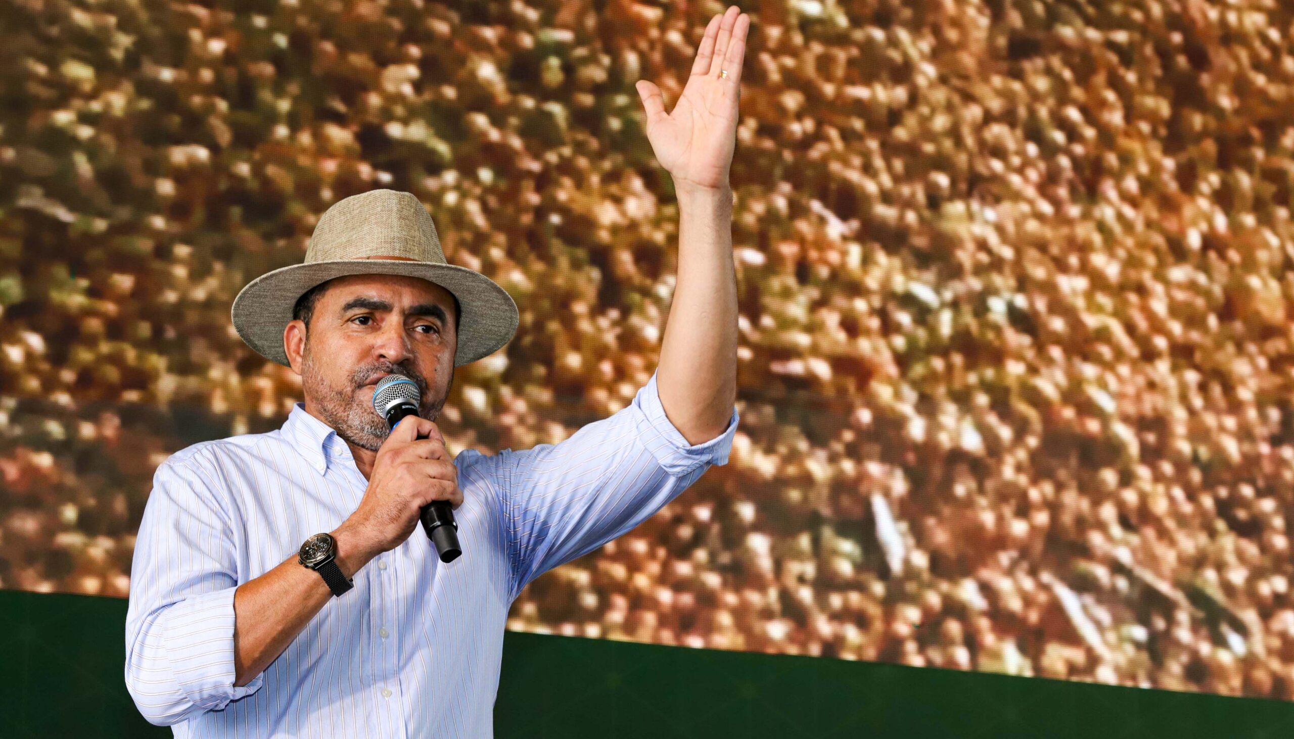 Em Porto Nacional, o governador Wanderlei Barbosa destaca força produtiva do Tocantins