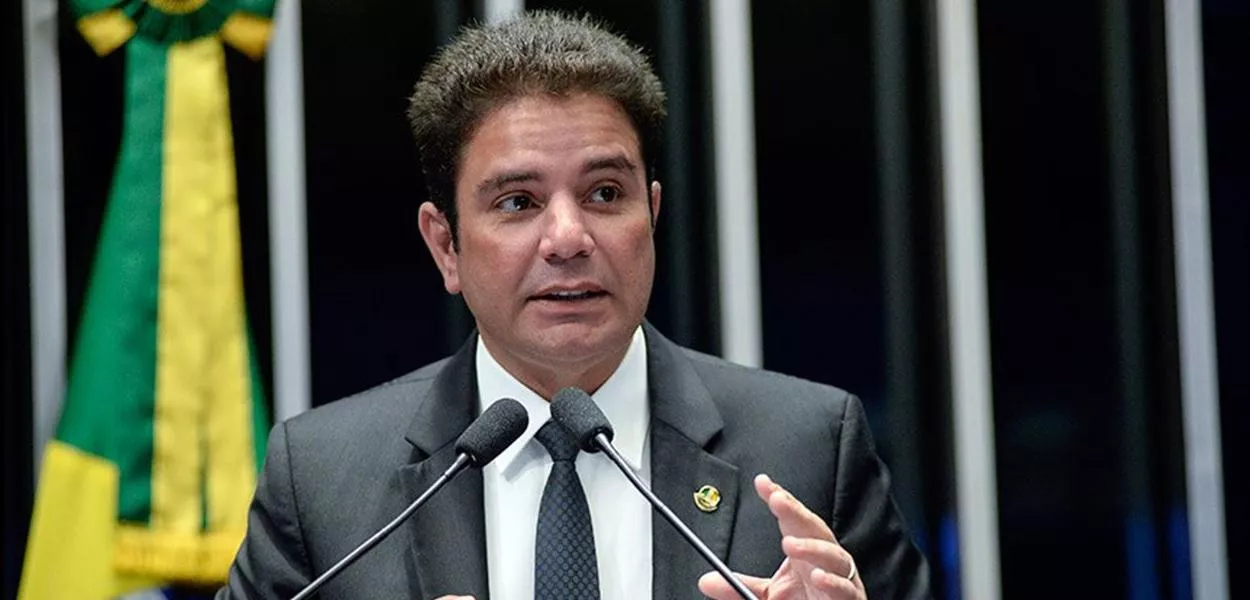 PF apreende R$ 500 mil na casa do governador do Acre