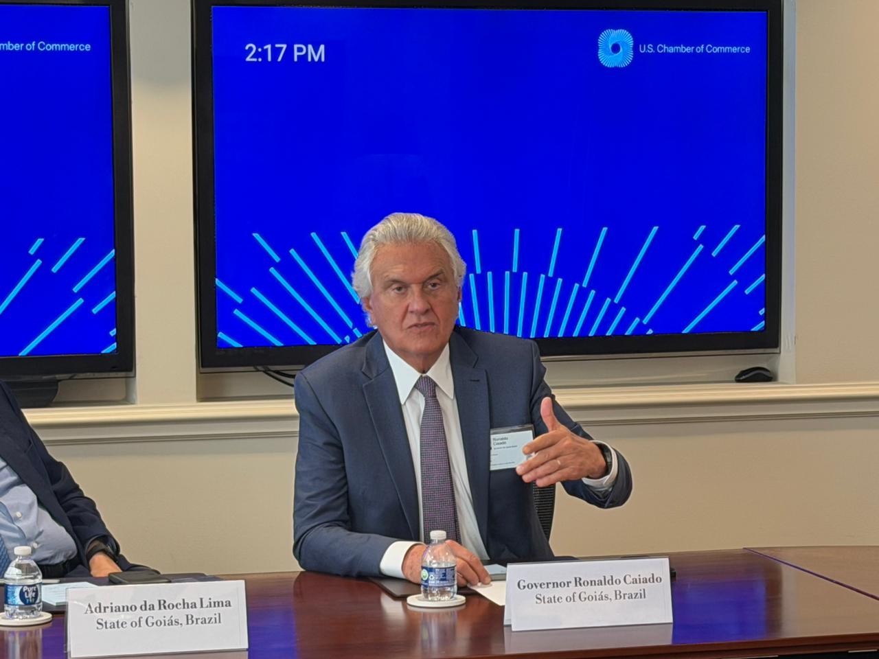 Caiado debate parcerias sobre terras raras com número 2 da diplomacia dos EUA