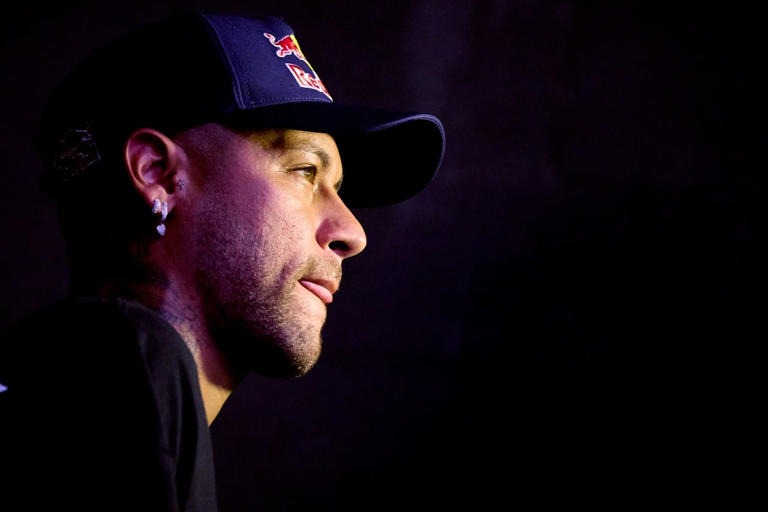 “Olê, olê, olê, olá, Neymar… Neymar”, gritou a torcida brasileira