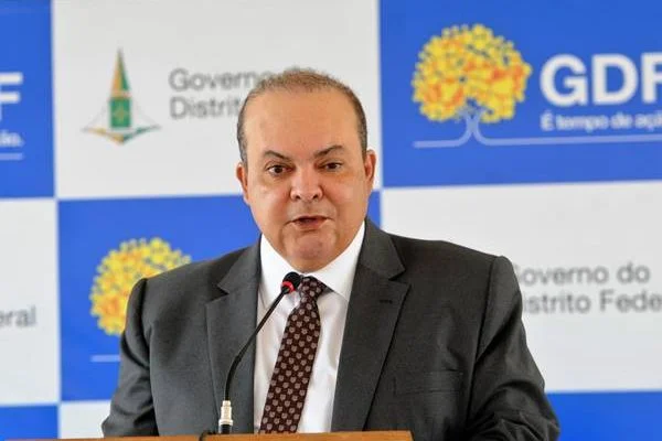 Relação de Vorcaro com políticos arrasta nomes de direita e esquerda para escândalo do Banco Master