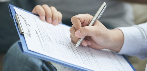 Justiça Eleitoral suspende divulgação de pesquisa e multa instituto Lucro Ativo