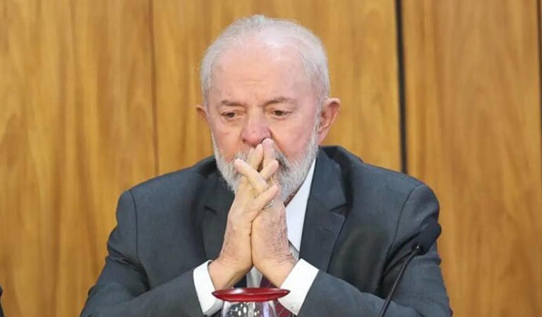 Lula empata com Flávio Bolsonaro, Caiado e Zema no 2º turno, diz pesquisa