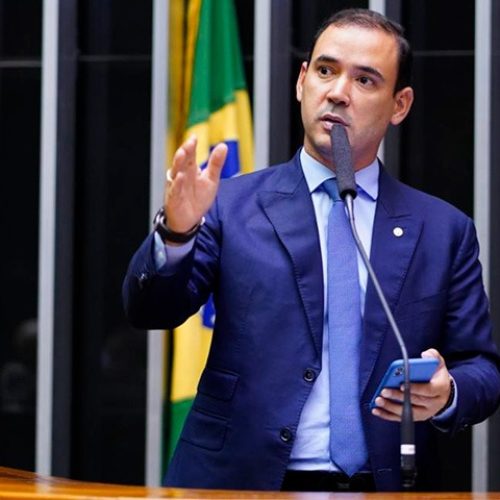 Vicentinho Júnior assume PSDB-TO, enaltece história da sigla e prega união para “projeto dos sonhos do Tocantins”