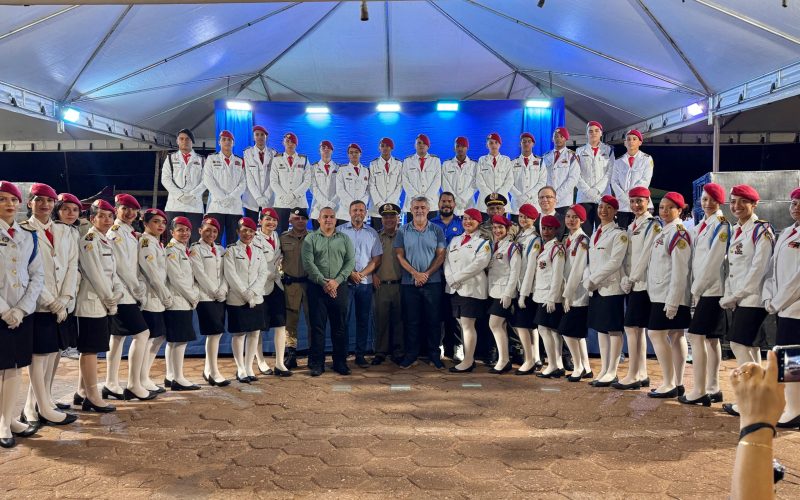 Amélio Cayres participa da incorporação de novos alunos no Colégio Militar em Augustinópolis