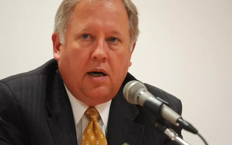 ‘Trump virou a página sobre Bolsonaro’, diz ex-embaixador dos EUA no Brasil