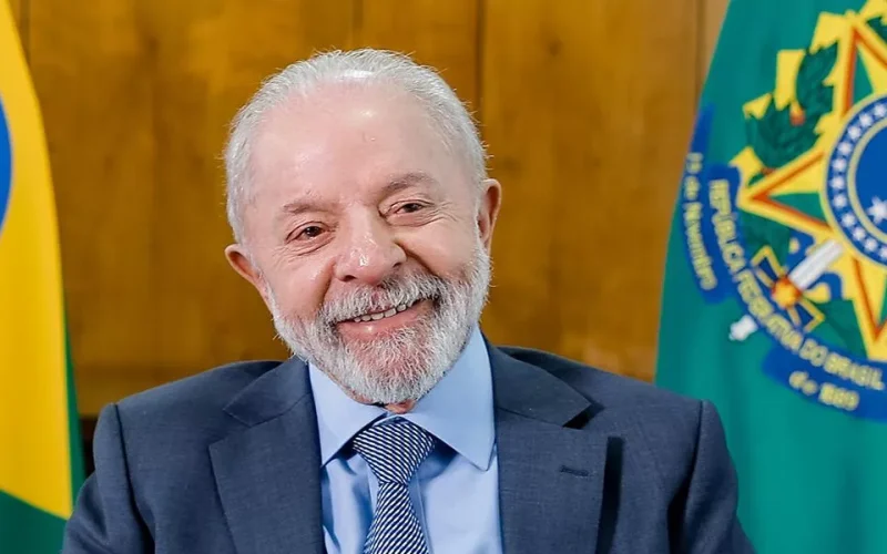 Lula veta mudança na Lei da Ficha Limpa que beneficiava Arruda, Garotinho e Cunha