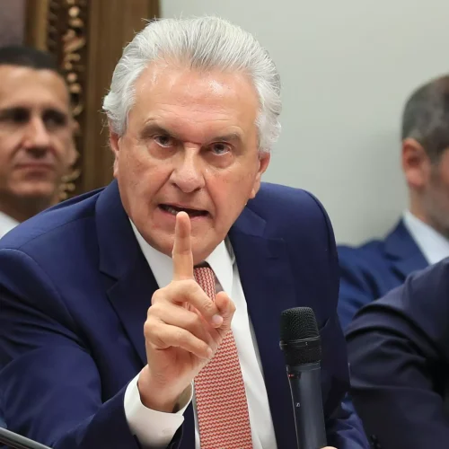 Caiado ameaça deixar o União Brasil por candidatura presidencial