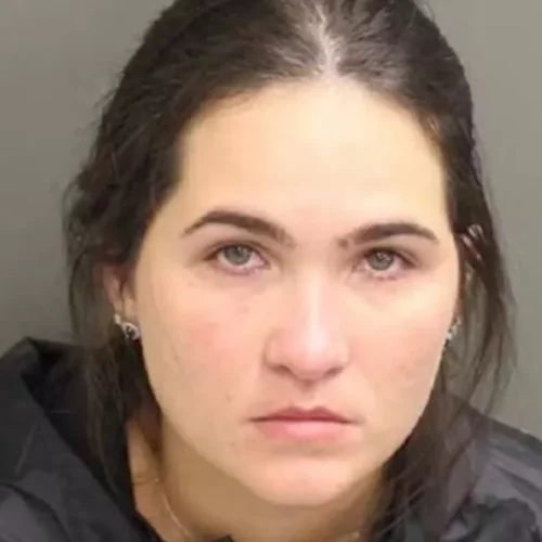 Mulher de Henrique, da dupla com Juliano, é presa em Orlando (EUA)