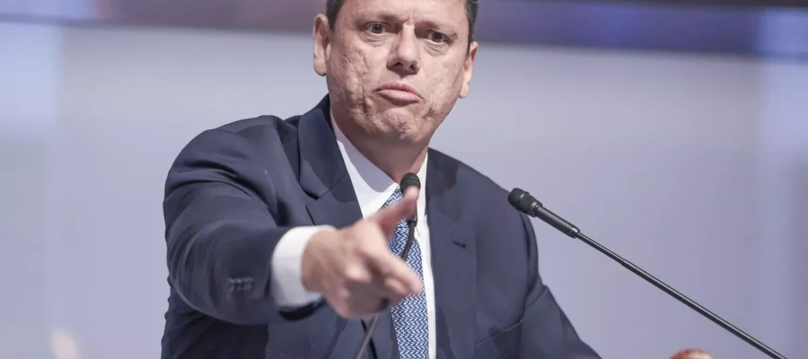 Governo Tarcísio vai se enrolando no escândalo do Banco Master