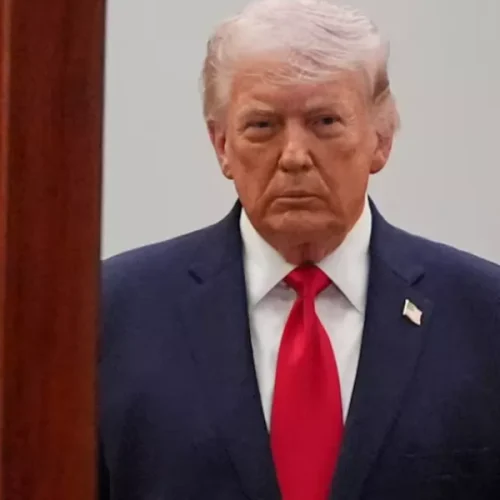 Fala de Trump  faz  petróleo subir novamente