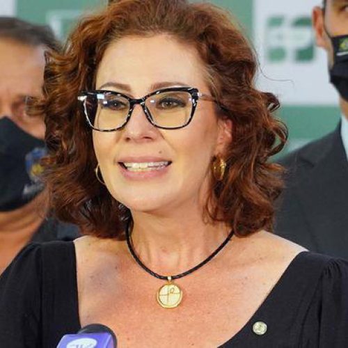 Deputado italiano defende extradição de Zambelli e questiona: ‘paraíso para golpistas?’