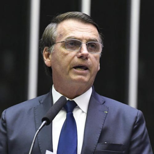 Deputado  pede tornozeleira eletrônica para Bolsonaro