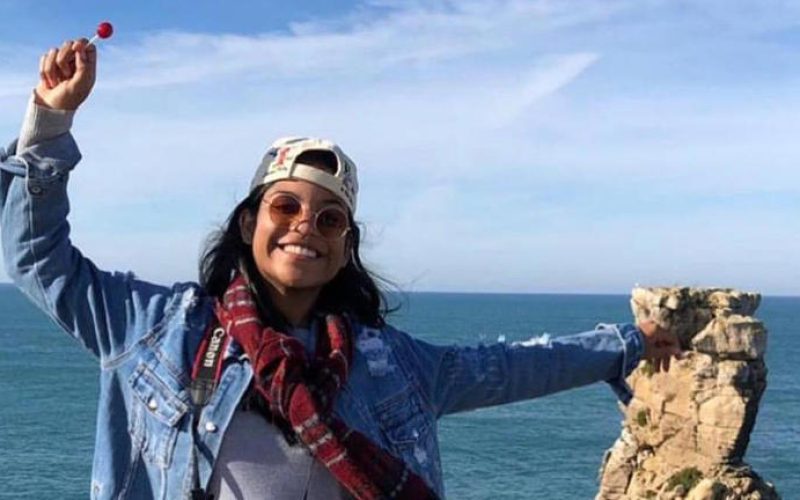 Brasileira que caiu em vulcão na Indonésia é encontrada morta