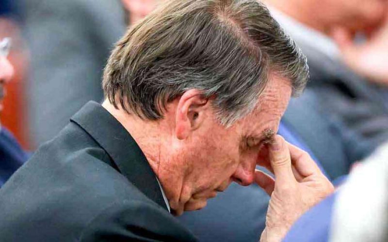 Tarifas: Bolsonaro tenta consertar “besteira” que ‘Eduardo Bolsanaro’ fez nos EUA