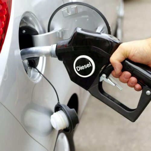 Governo anuncia nova subvenção para baratear preço do diesel