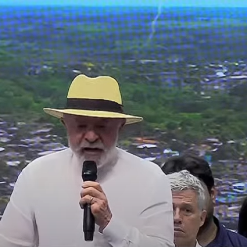 Lula sobre Eduardo: “Esse moleque é traidor de 215 mi de brasileiros”