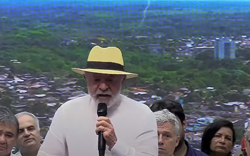Lula sobre Eduardo: “Esse moleque é traidor de 215 mi de brasileiros”