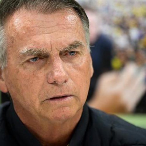 Bolsonaro entre o asilo nos EUA e o julgamento de setembro