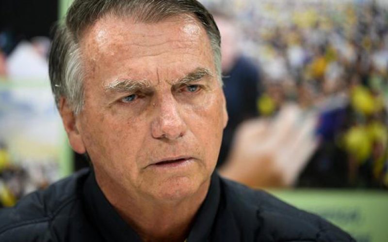 Bolsonaro entre o asilo nos EUA e o julgamento de setembro
