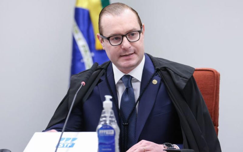 Zanin confirma sessões extras para julgamento de Bolsonaro