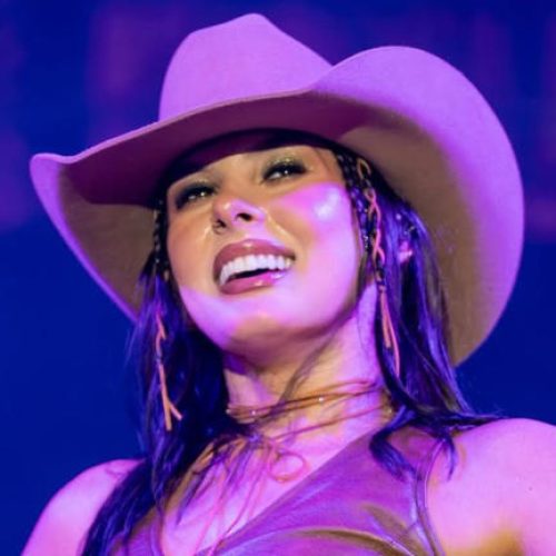 Ana Castela responde provocação de fã sobre vida amorosa