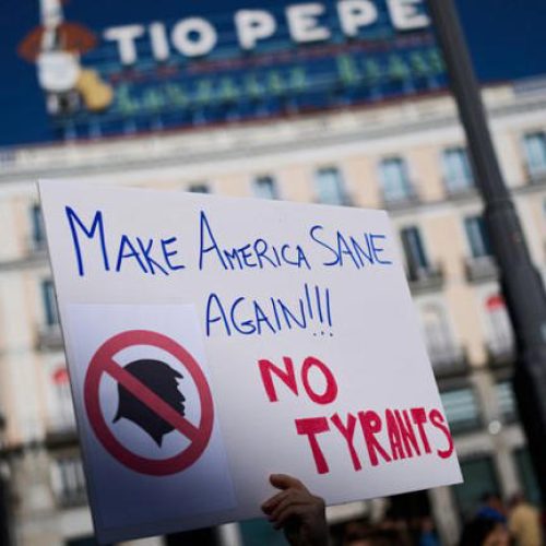 Manifestantes na Europa  protestam contra Trump