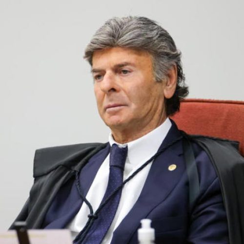 Citado por Bolsonaro, Fux não deve julgar recursos contra condenação