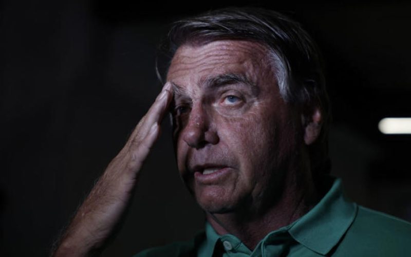 Após reclamações, Bolsonaro deve ser transferido para a Papuda