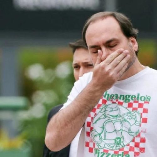 Desesperado,  Carlos posta mensagem  sobre Bolsonaro: “Pelo amor de Deus”