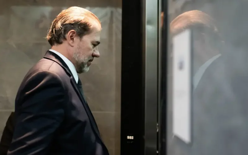 Se Dias Toffoli não for afastado, a maior fraude bancária da história do país poderá passar impune, e o STF perderá de vez a credibilidade