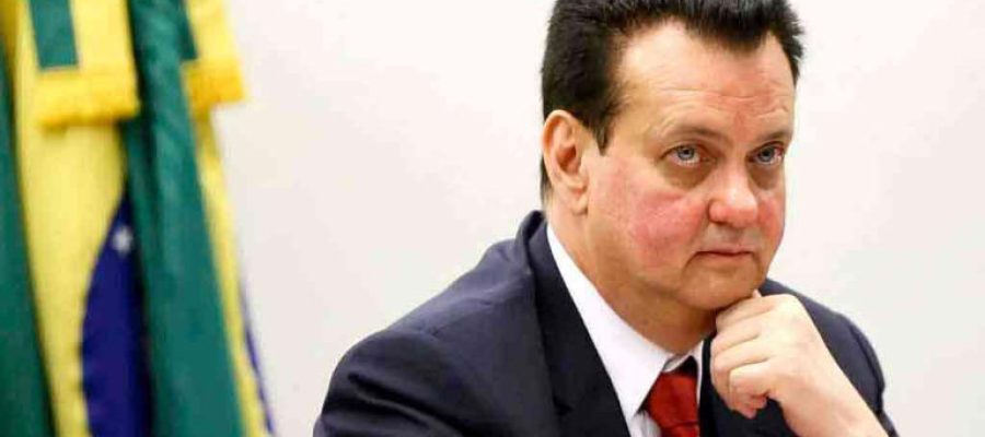 Kassab lidera dissidência à direita ao reunir presidenciáveis