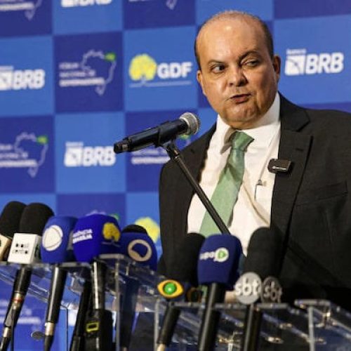 Senadores do DF cobram Ibaneis por compra do Master e o chamam de ‘garoto-propaganda’ da transação