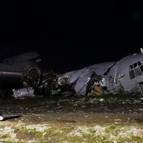 20 pessoas morrem em queda de avião que carregava dinheiro na Bolívia