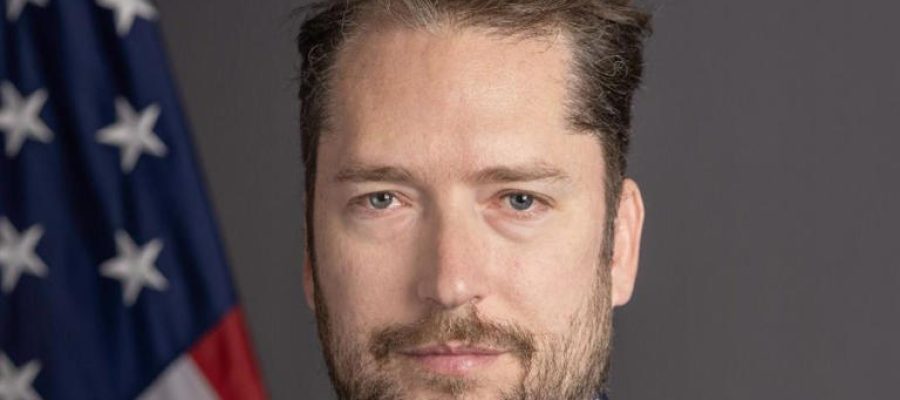 Por que Lula proibiu o assessor de Trump que queria visitar Bolsonaro de entrar no Brasil