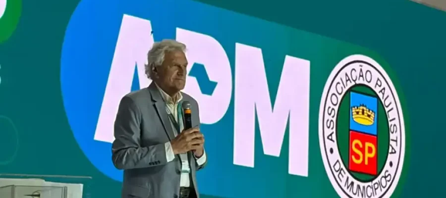 Caiado minimiza conflito no PSD com apoio de Tarcísio a Flávio Bolsonaro em SP