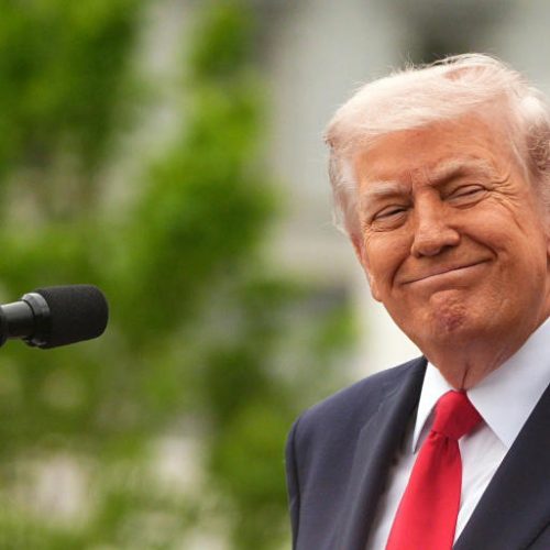 Trump terá sua foto impressa nos passaportes americanos