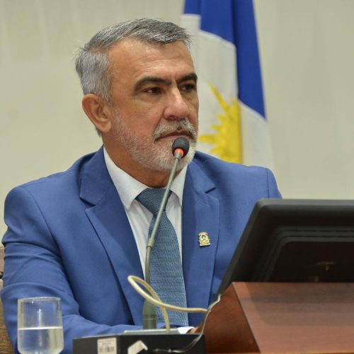 Presidente da Aleto Amélio Cayres homenageia Tocantins pelos 37 anos