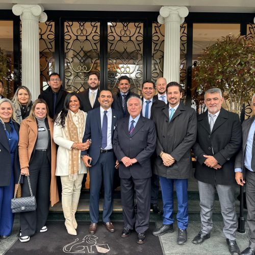 Amélio Cayres participa de Fórum Econômico
