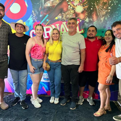 Amélio Cayres participa do “Bloco dos Sujos”, carnaval de Xambioá
