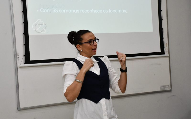 Hospital e Maternidade Dona Regina realiza curso sobre Atualização Psíquica do Bebê