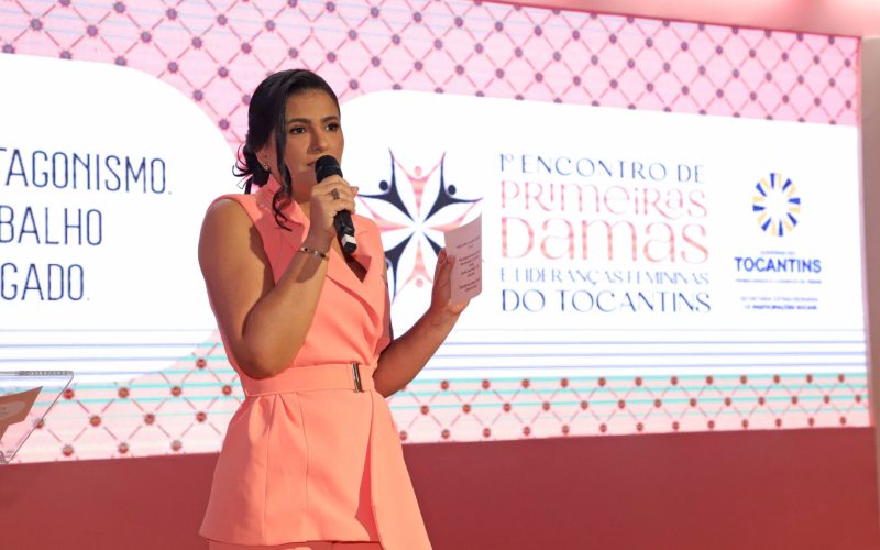 Em encontro inédito,  primeira-dama do Tocantins Karynne Sotero destaca protagonismo feminino