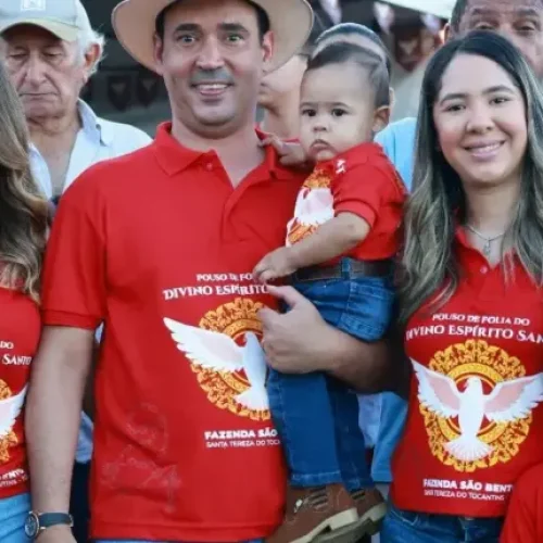 Vicentinho Júnior e família recebem Folia do Divino Espírito Santo sábado, em Santa Tereza