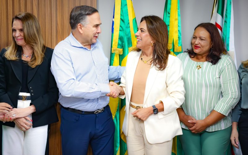 Em reunião com Mabel, Gracinha Caiado anuncia entrega de Restaurante do Bem e Casa da Pessoa Idosa