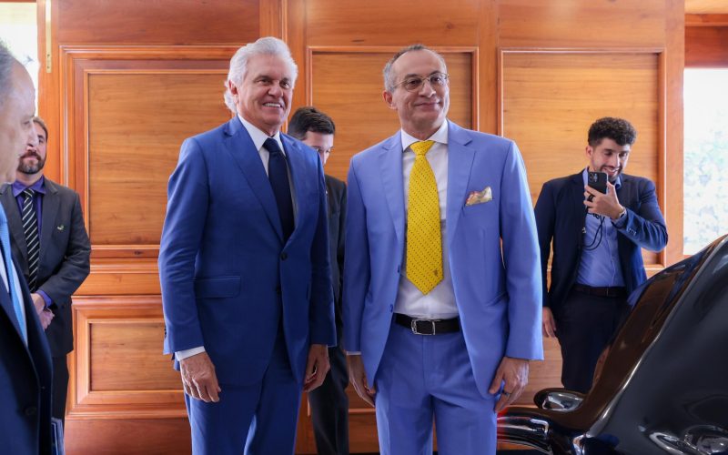 Caiado busca expansão para o agronegócio com empresa global indiana