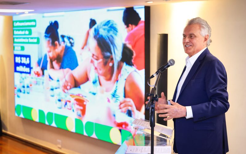 Com repasse de R$ 38 milhões aos municípios, Caiado fortalece apoio a famílias vulneráveis